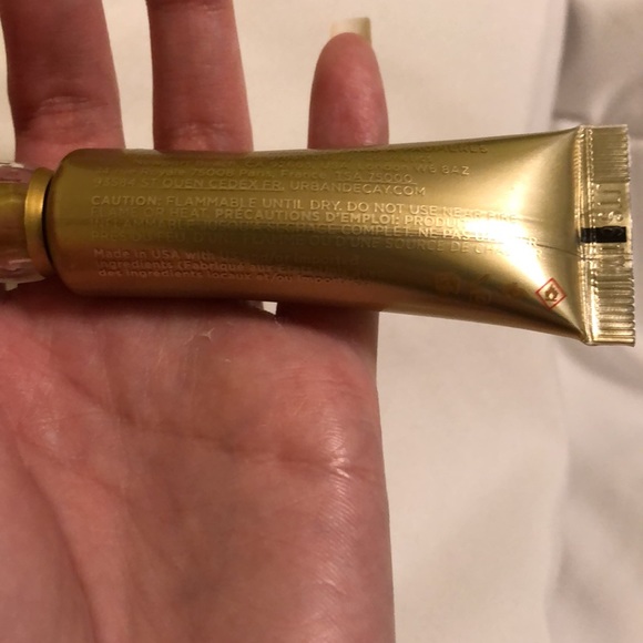 Urban Decay Honey Primer Potion - Picture 3 of 3